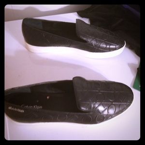 Calvin Klien flats